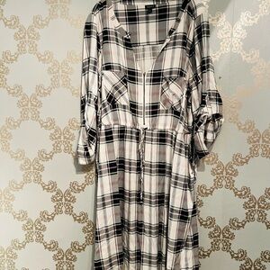 Torrid Black and White Plaid Long Sleeve Shirt Dress
